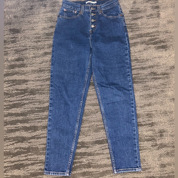 Levi’s exposed button mom jeans - Picture 3 of 4